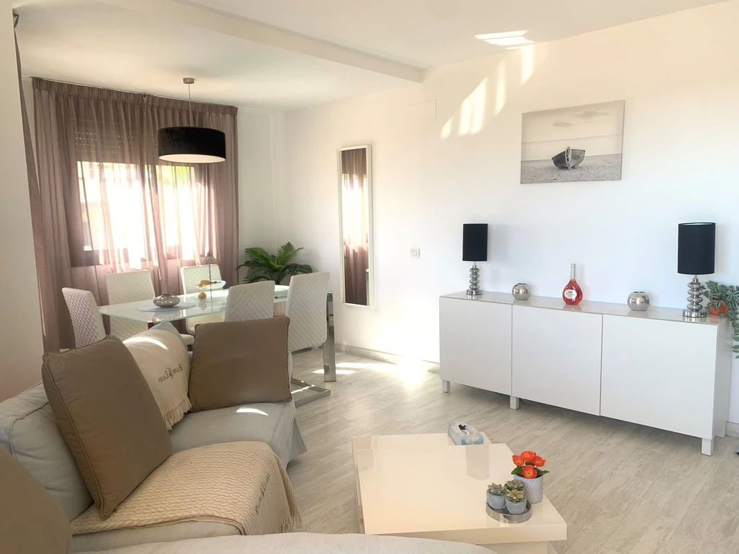 4-c23c0f86247804fa50226aecd8b0b2c8