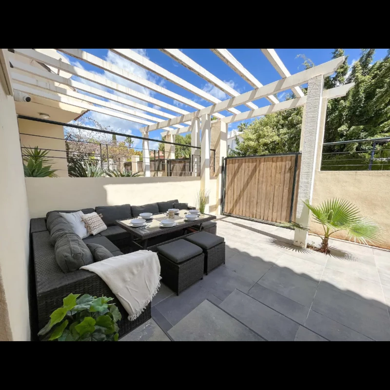 2-5bd7b9d04b45e33852eaf0ec6670150d