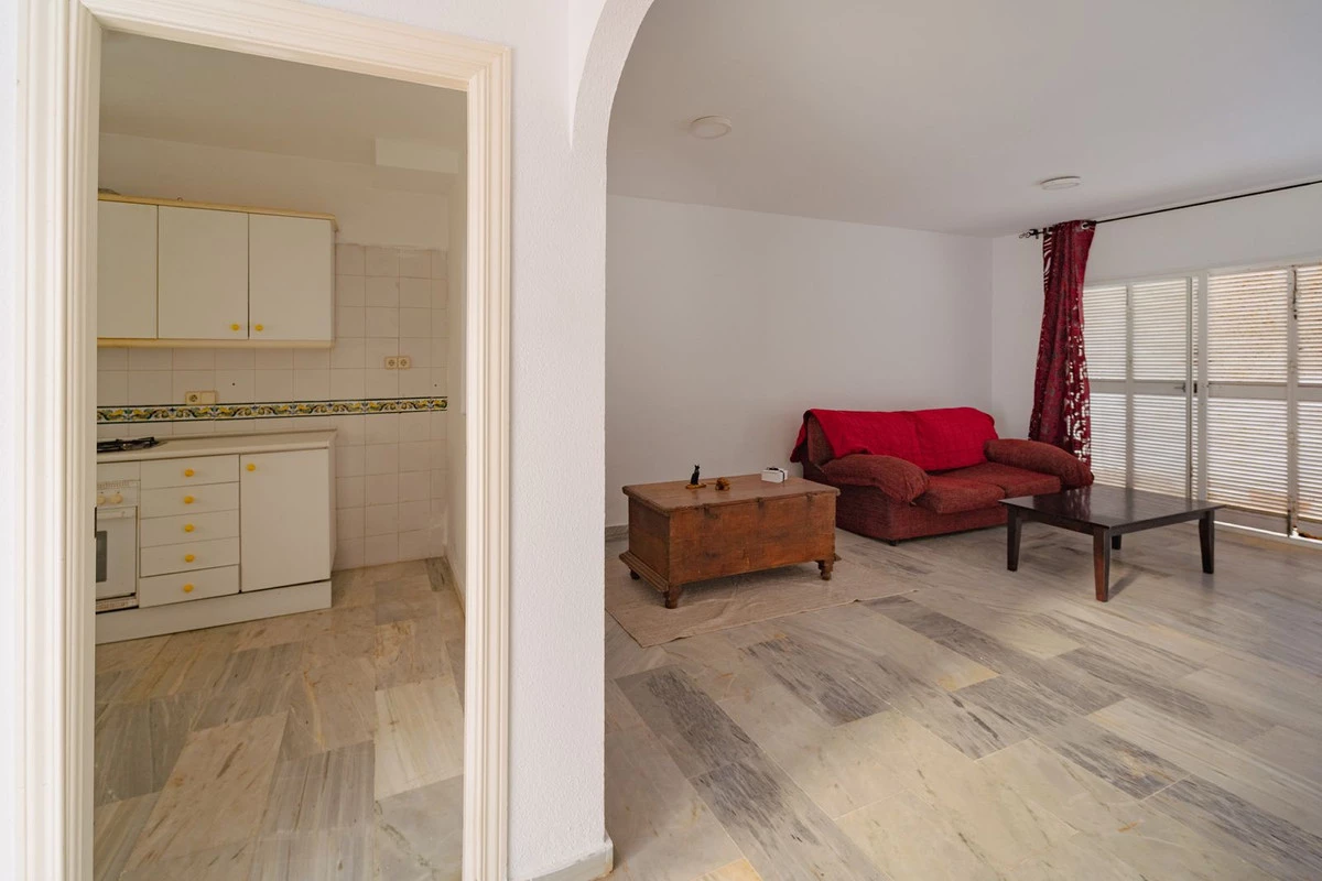 3-e898b2bb2a2fdfd06d2c39894dce8316