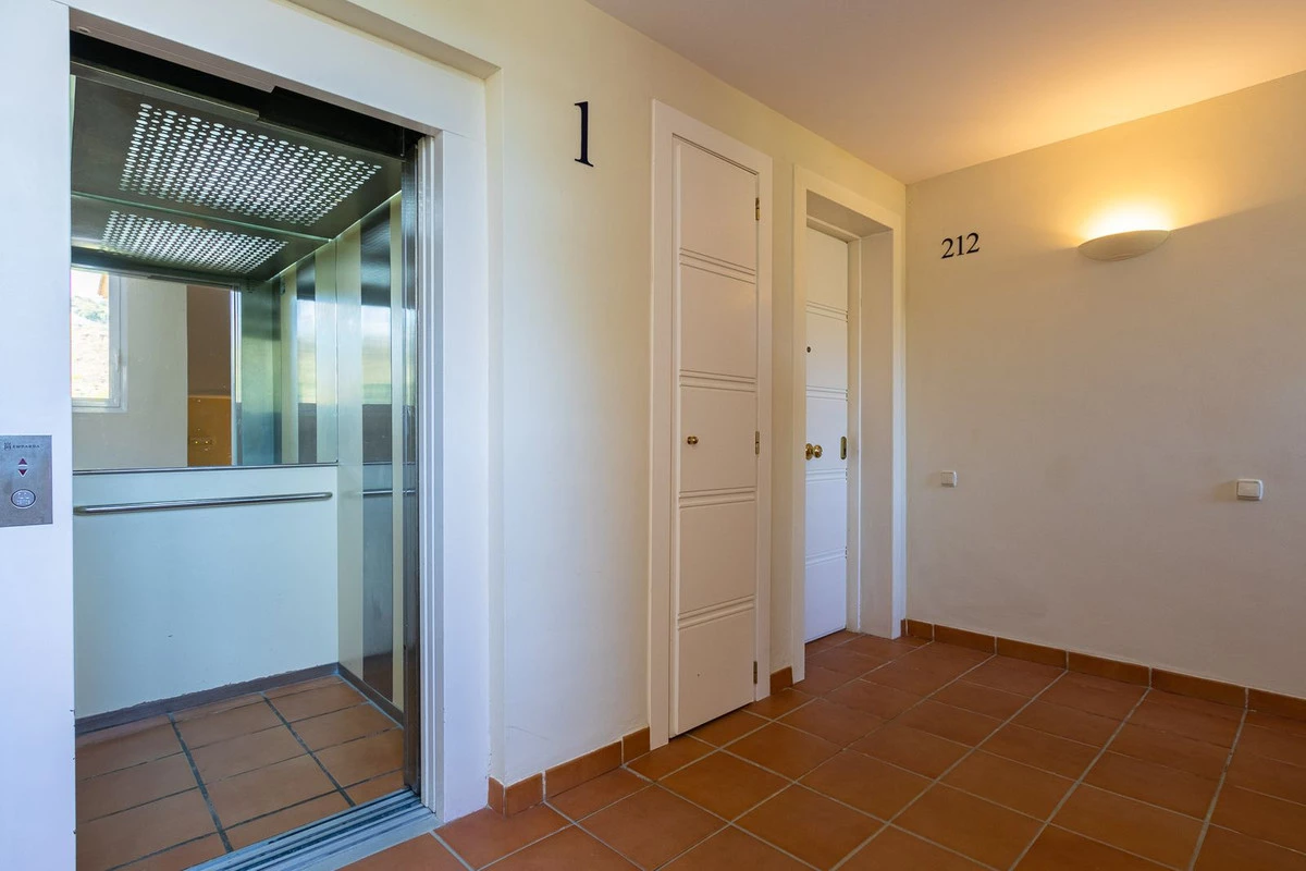 7-aa4cc561180b369757c0bb4af9886cd3