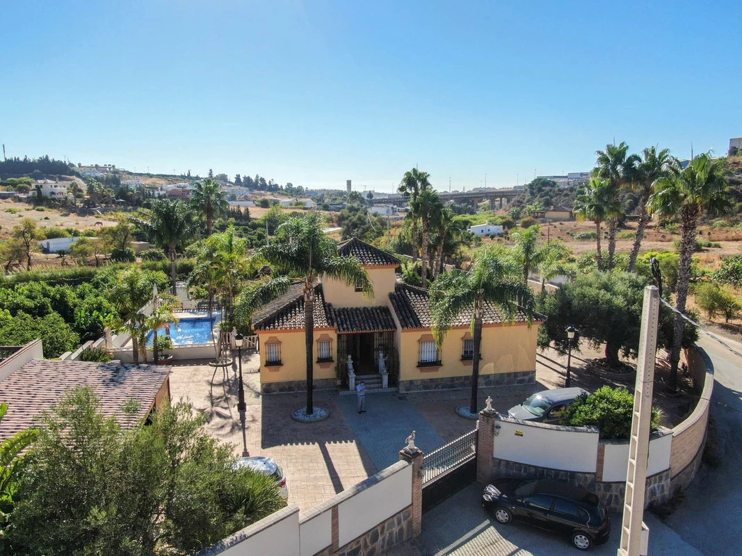 2-5bd7b9d04b45e33852eaf0ec6670150d