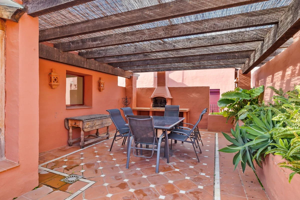 9-467d0cee5b725f3ef65f102a0c2e69c0