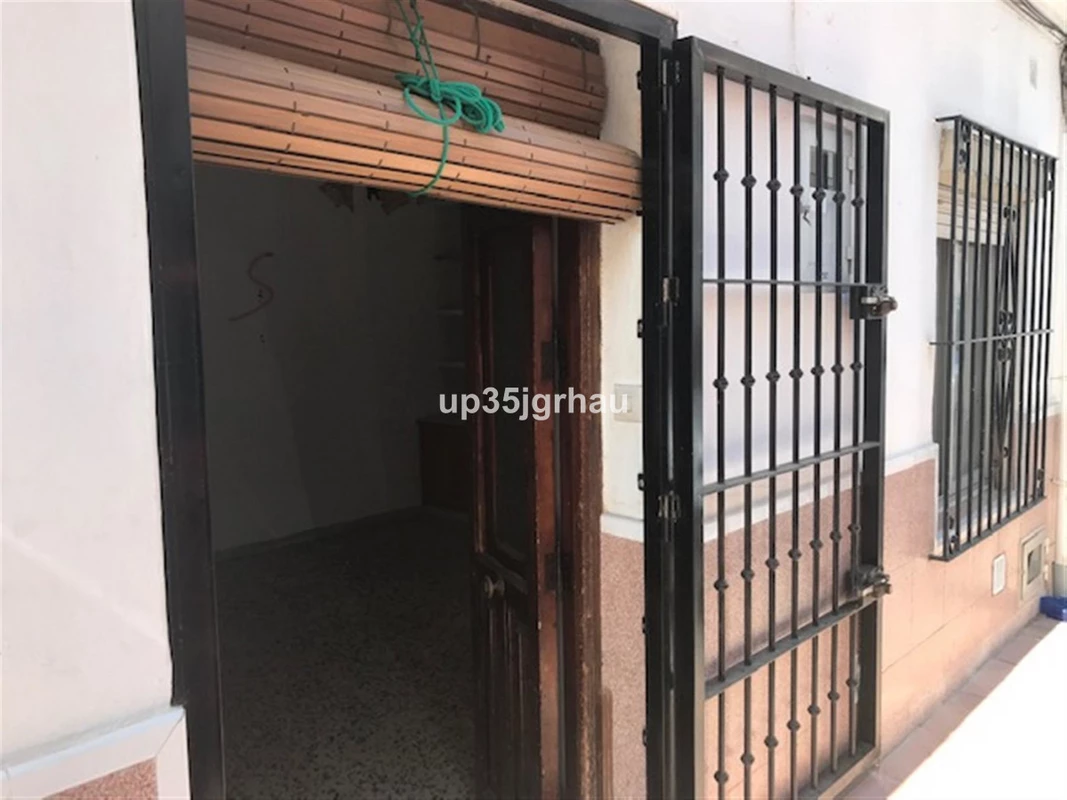 9-467d0cee5b725f3ef65f102a0c2e69c0