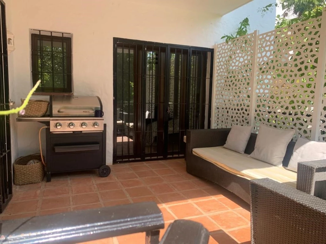 9-467d0cee5b725f3ef65f102a0c2e69c0