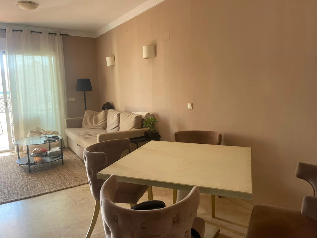 7-aa4cc561180b369757c0bb4af9886cd3