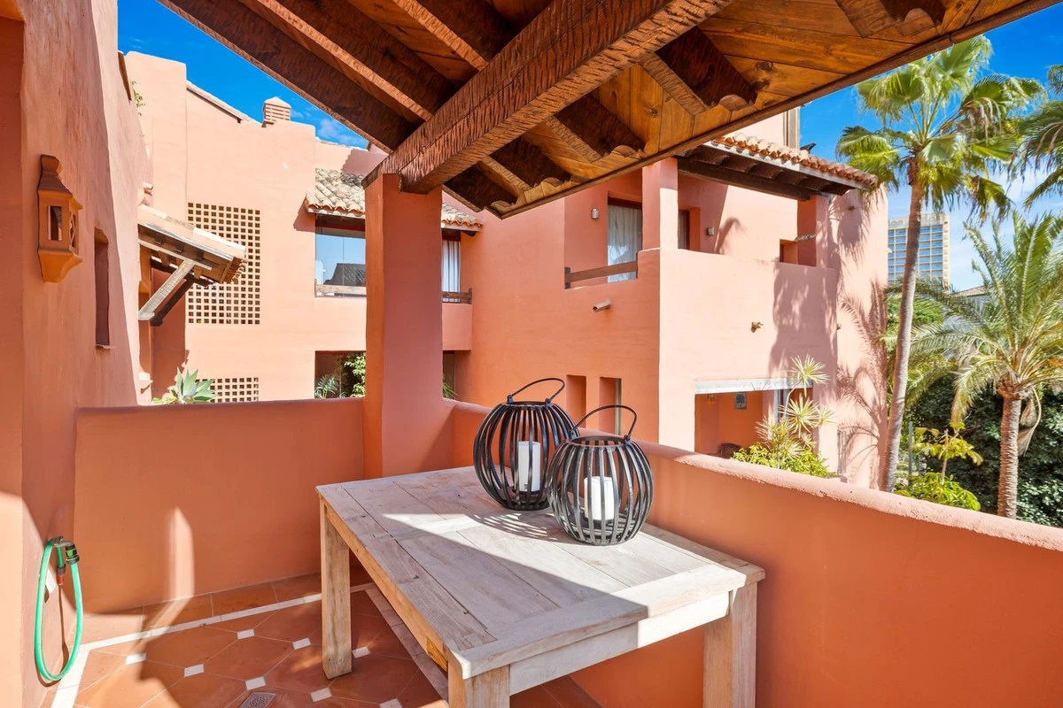 7-aa4cc561180b369757c0bb4af9886cd3