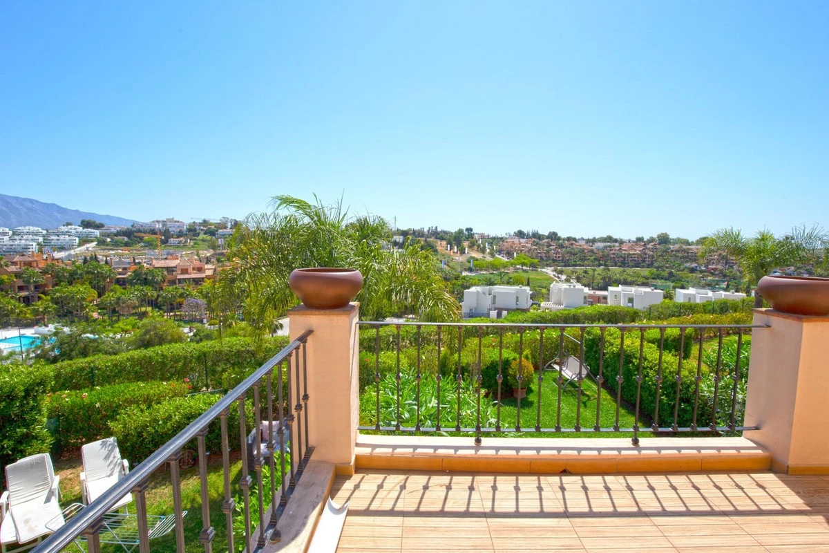 3-e898b2bb2a2fdfd06d2c39894dce8316