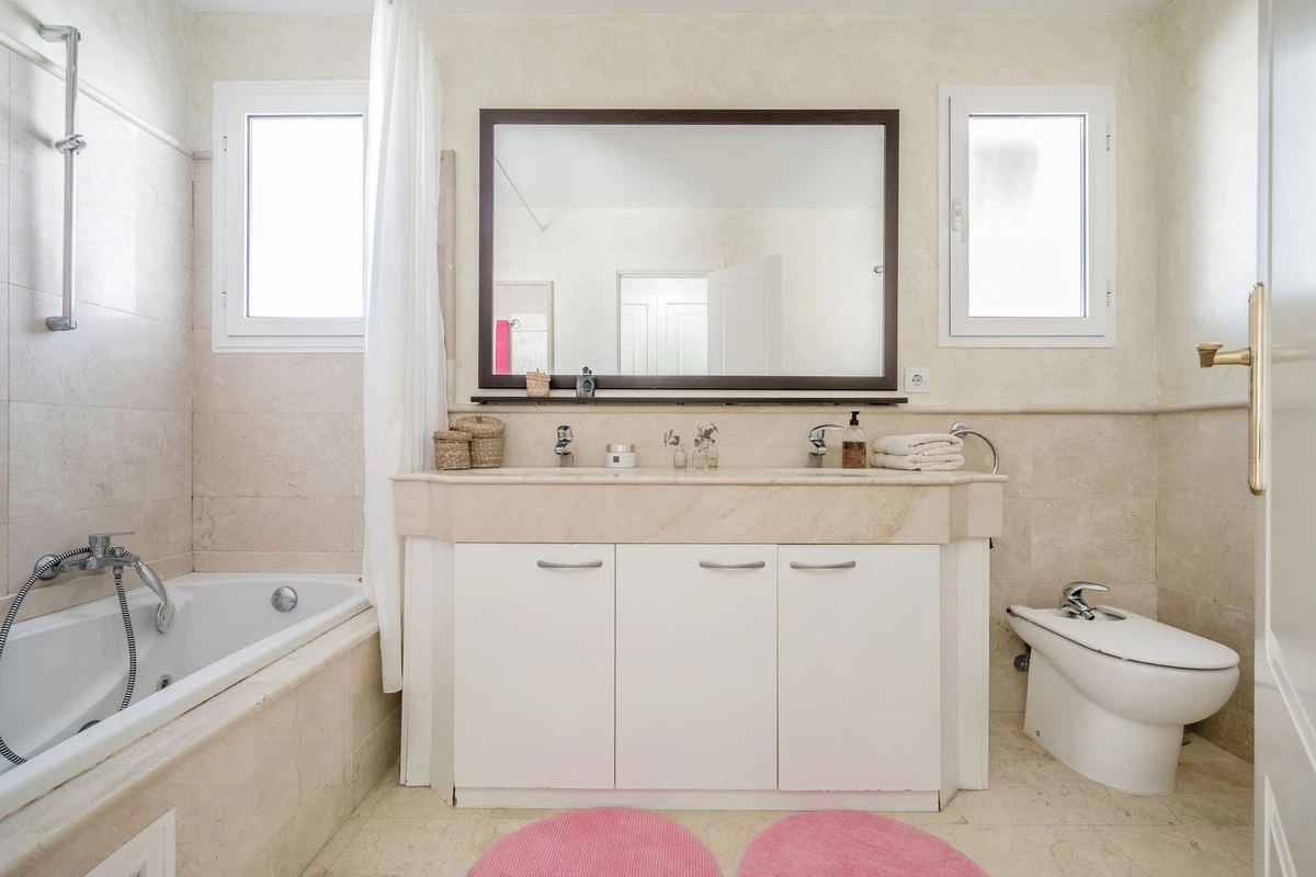 7-aa4cc561180b369757c0bb4af9886cd3