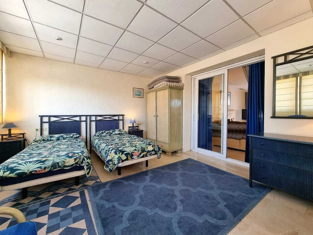 7-aa4cc561180b369757c0bb4af9886cd3