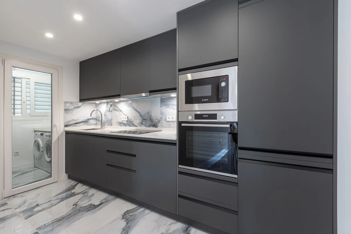 2-5bd7b9d04b45e33852eaf0ec6670150d