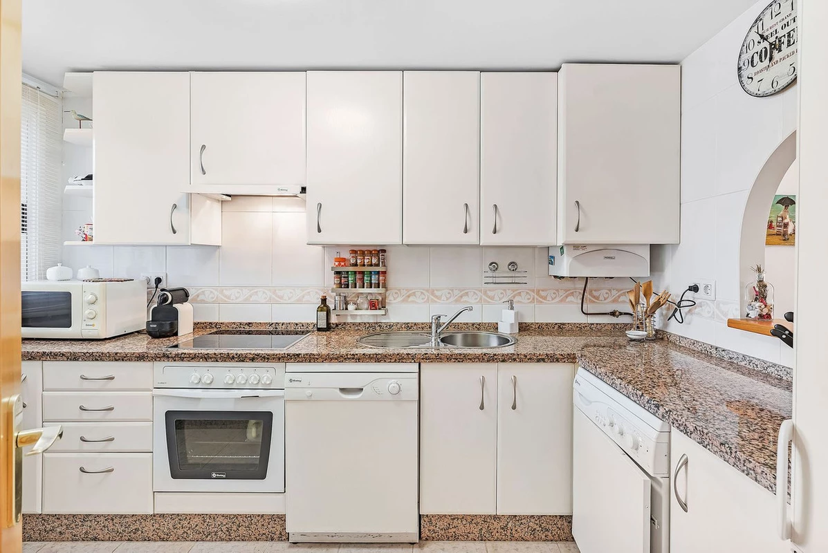 7-aa4cc561180b369757c0bb4af9886cd3