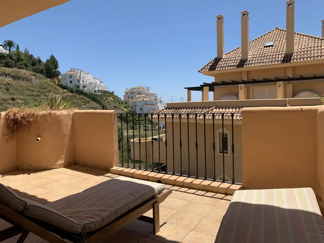 3-e898b2bb2a2fdfd06d2c39894dce8316