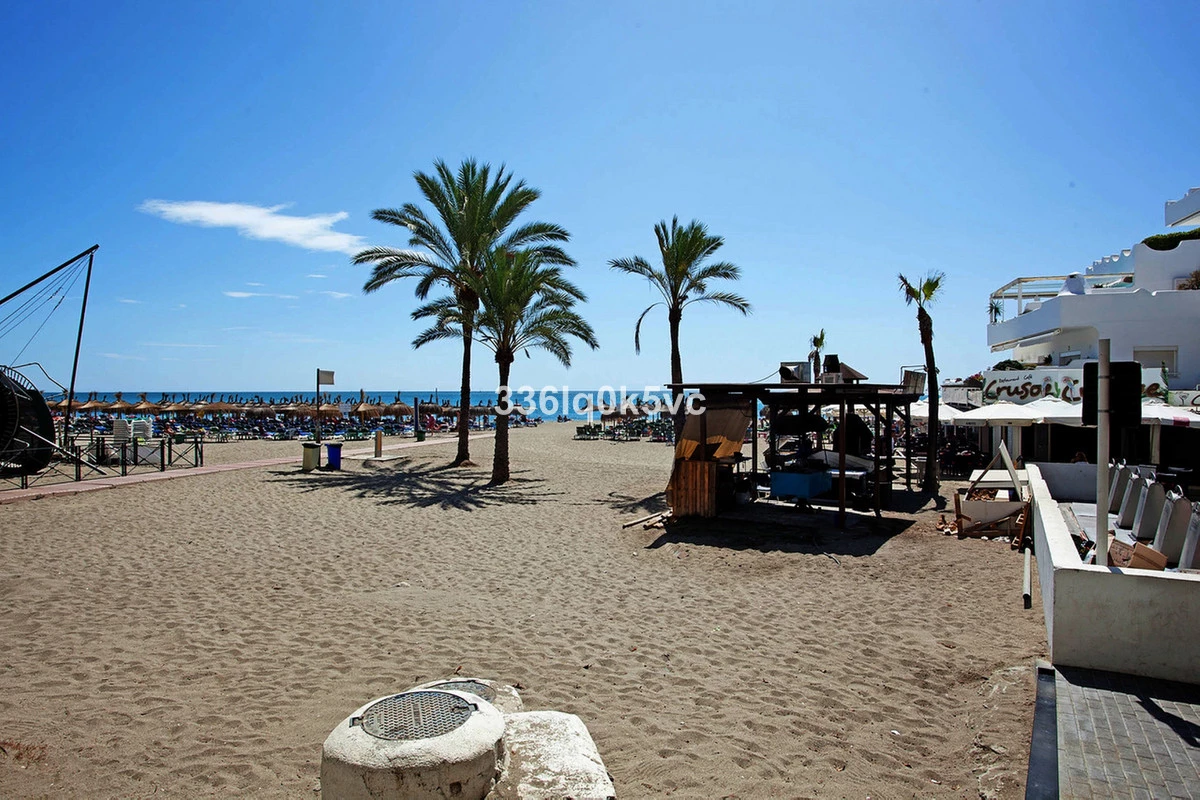 2-5bd7b9d04b45e33852eaf0ec6670150d