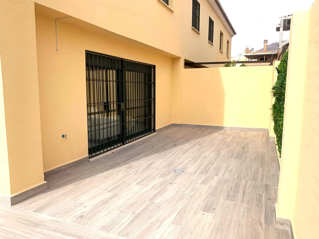 7-aa4cc561180b369757c0bb4af9886cd3