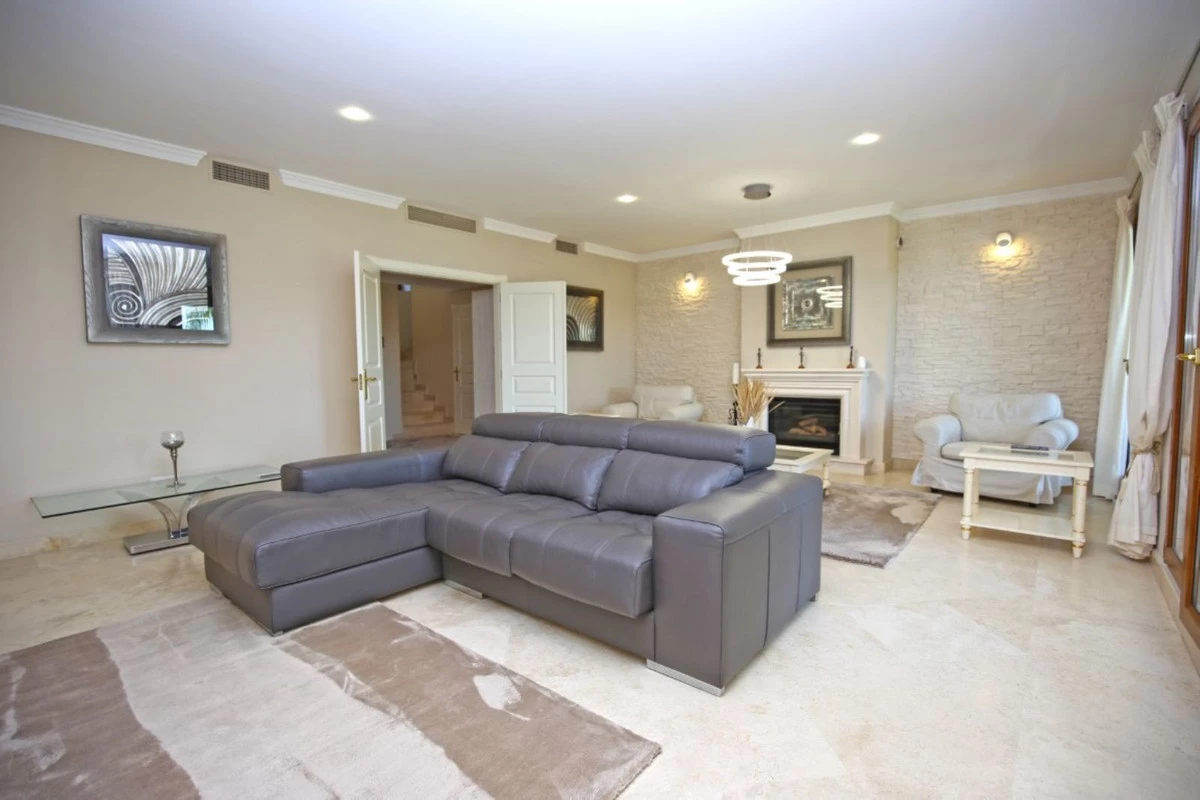 4-c23c0f86247804fa50226aecd8b0b2c8