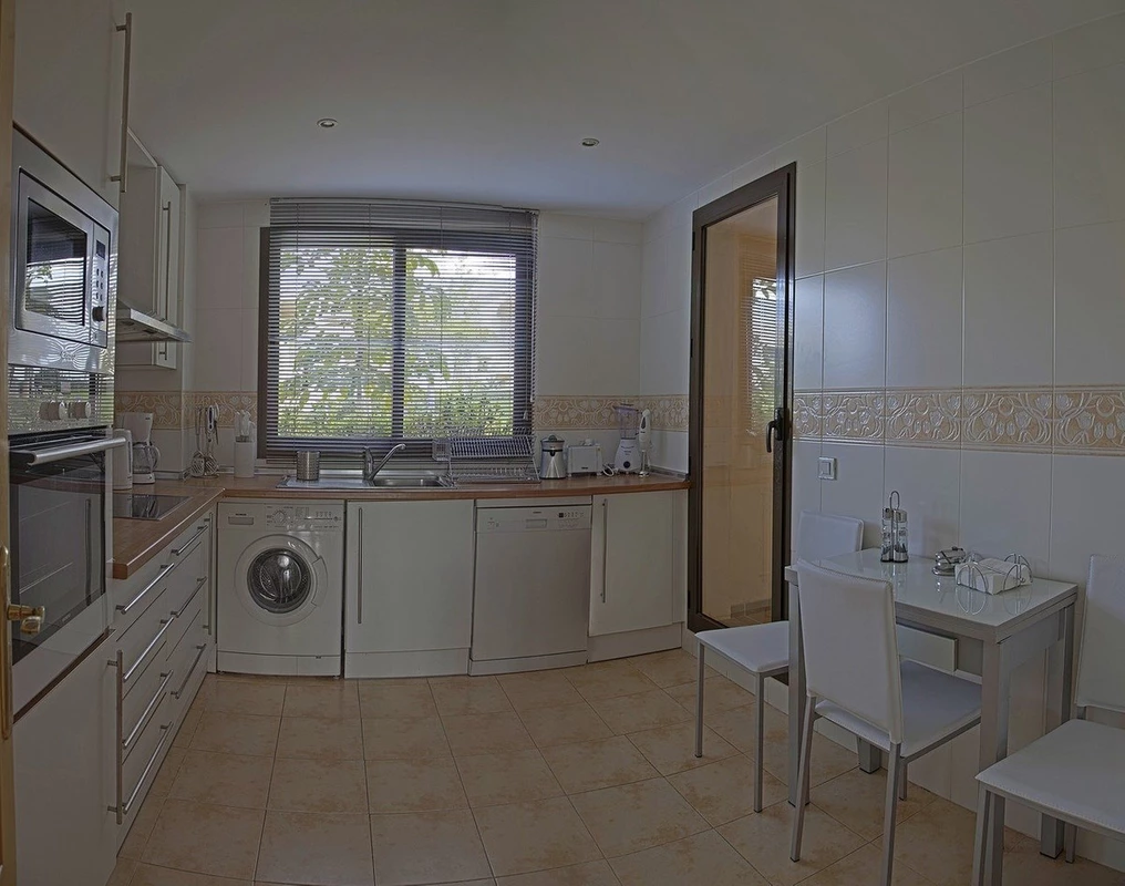 9-467d0cee5b725f3ef65f102a0c2e69c0