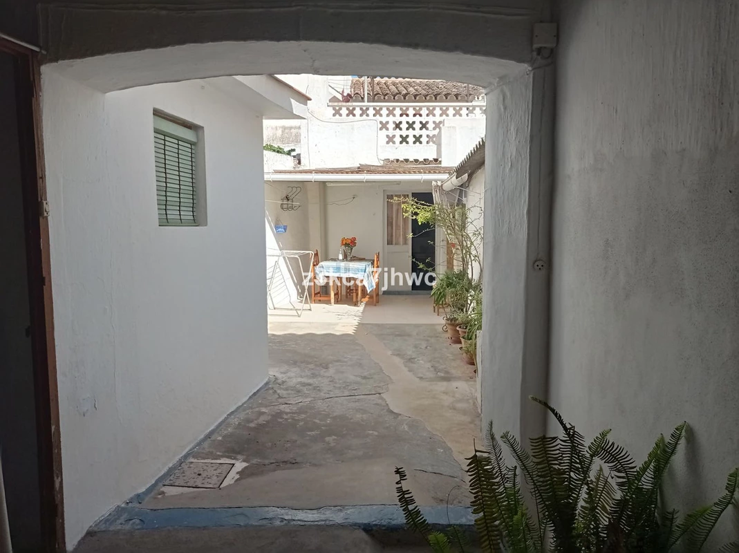 8-e64a9055bba3e77ac8aca3b893cdf826