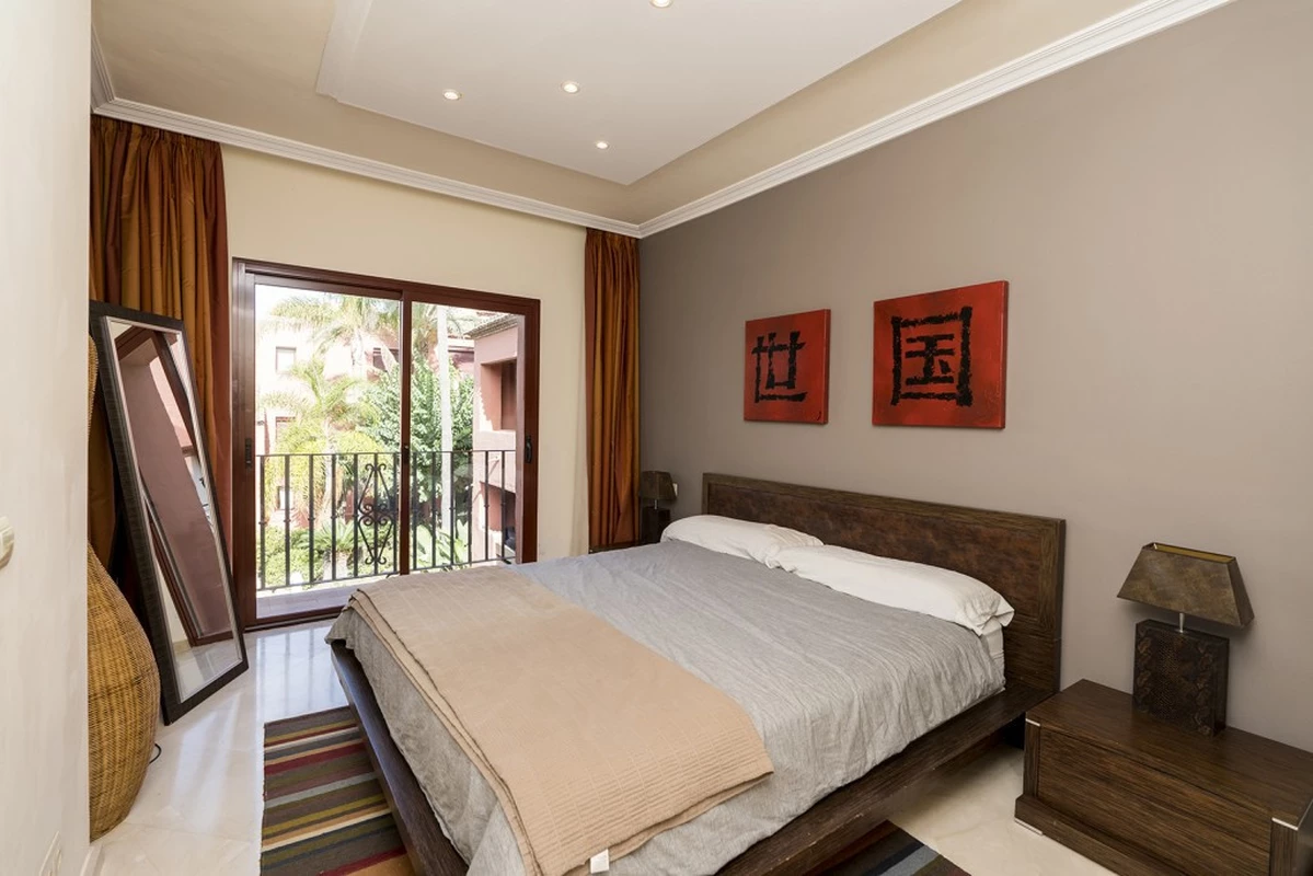 9-467d0cee5b725f3ef65f102a0c2e69c0