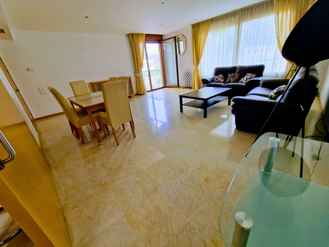 8-e64a9055bba3e77ac8aca3b893cdf826