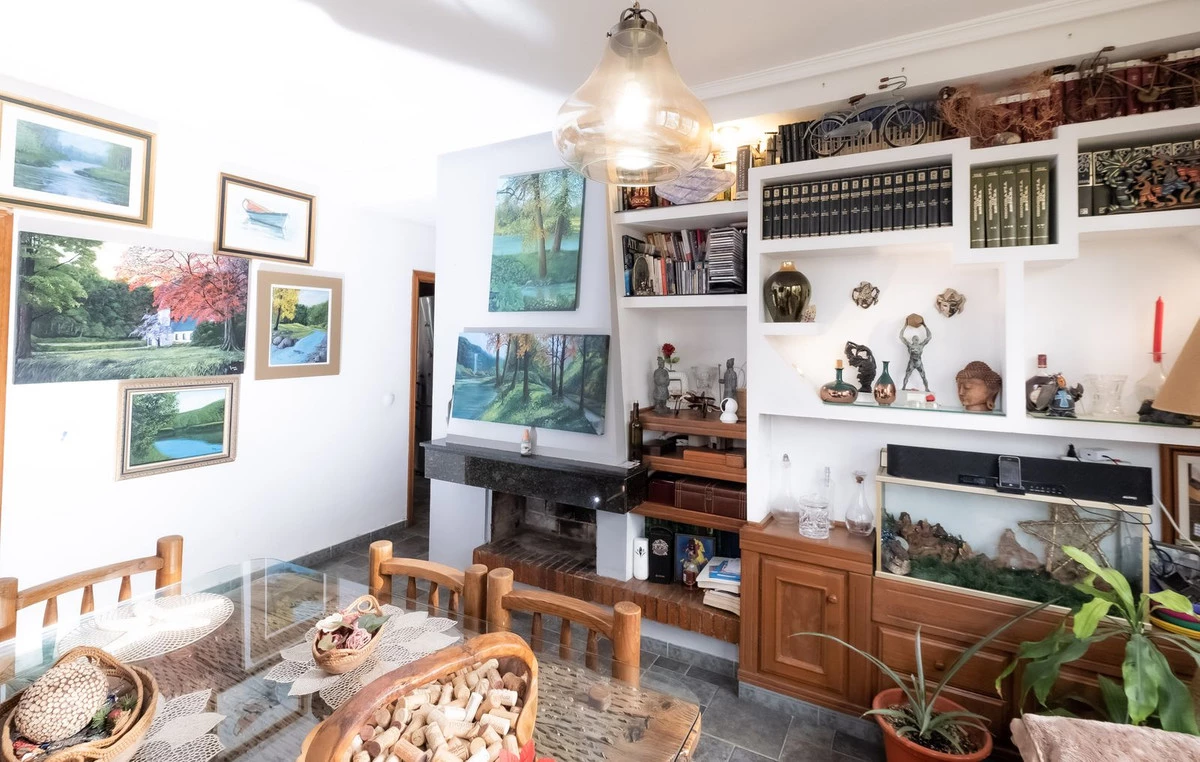 2-5bd7b9d04b45e33852eaf0ec6670150d