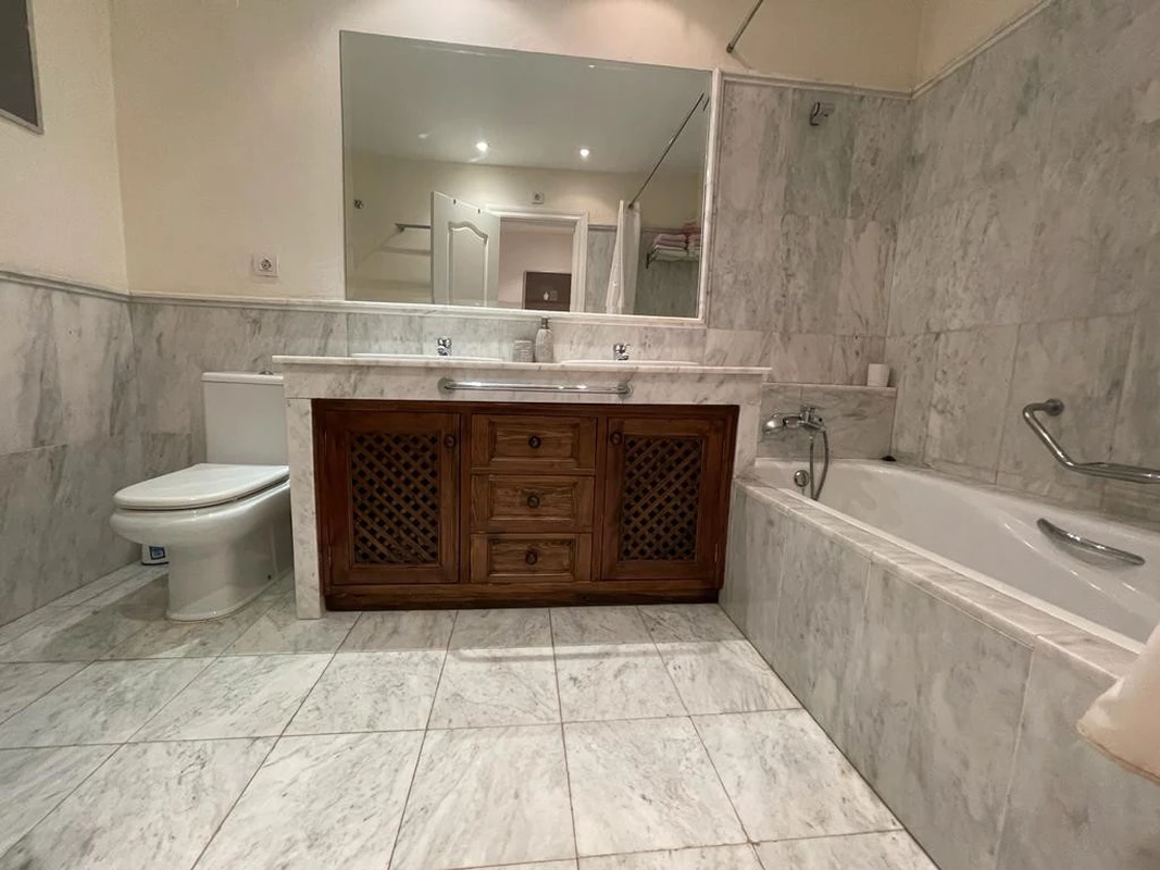 7-aa4cc561180b369757c0bb4af9886cd3