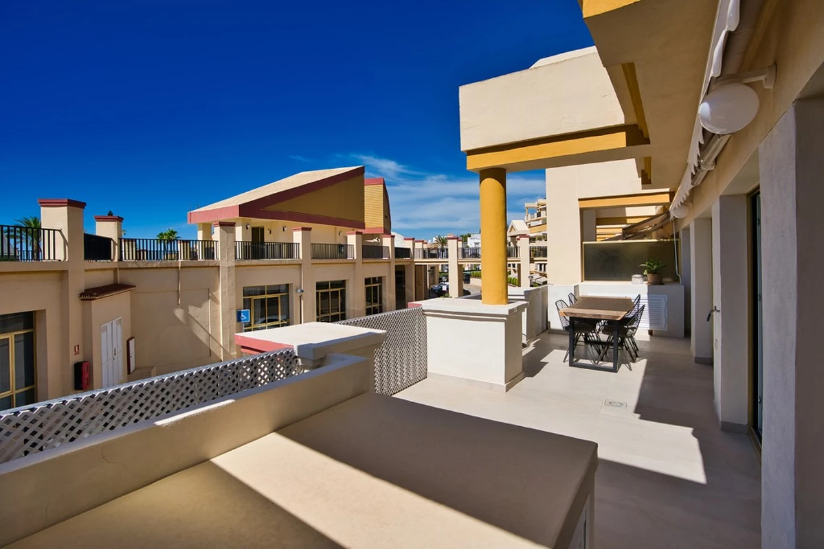 3-e898b2bb2a2fdfd06d2c39894dce8316