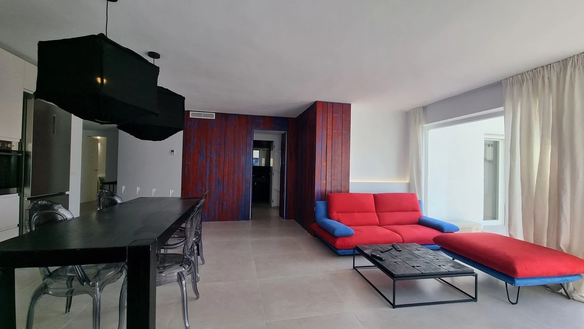 9-467d0cee5b725f3ef65f102a0c2e69c0