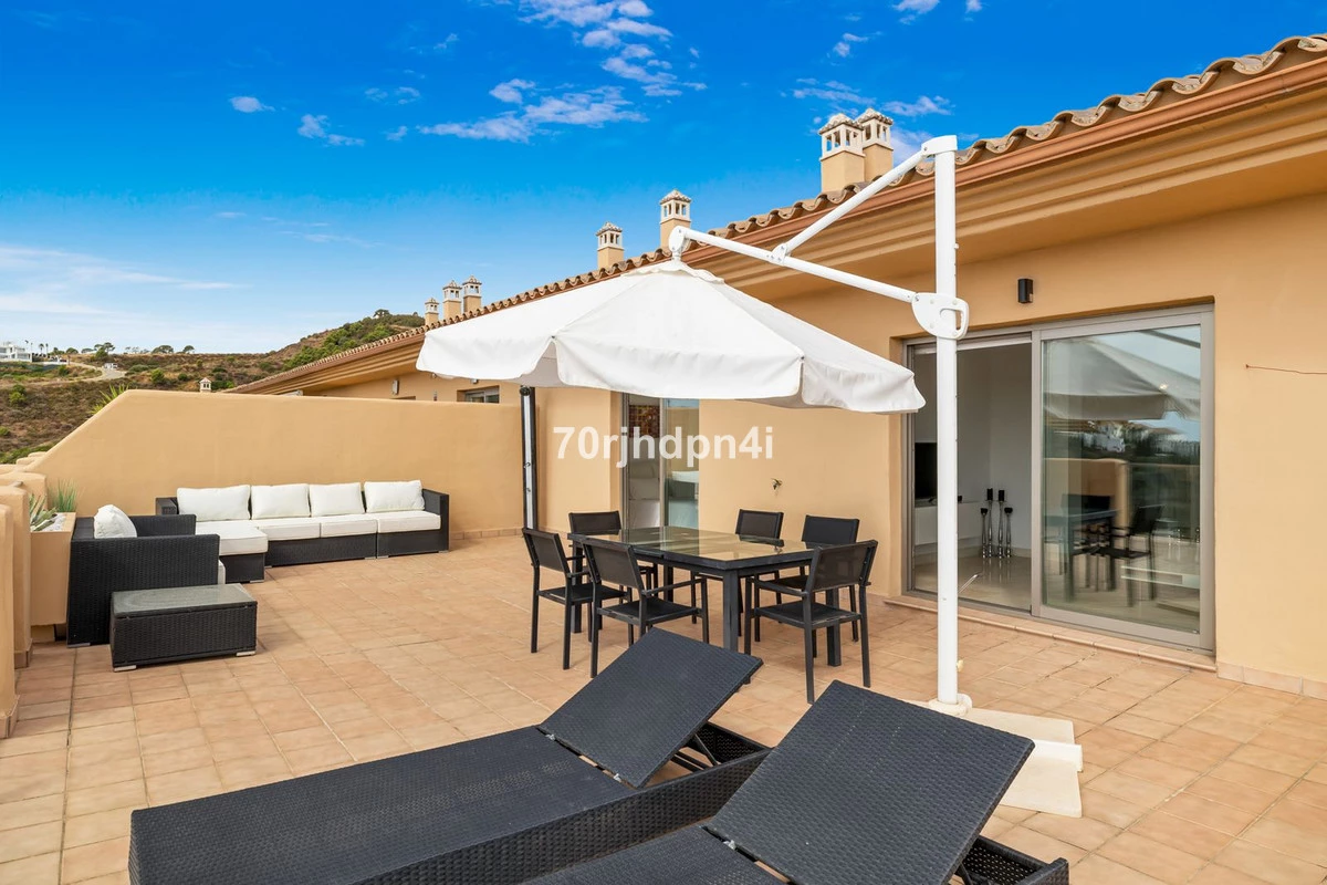 2-5bd7b9d04b45e33852eaf0ec6670150d