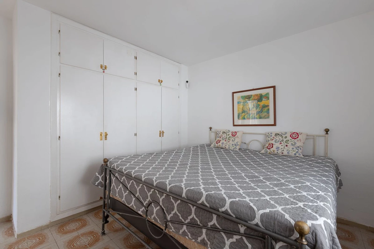 9-467d0cee5b725f3ef65f102a0c2e69c0