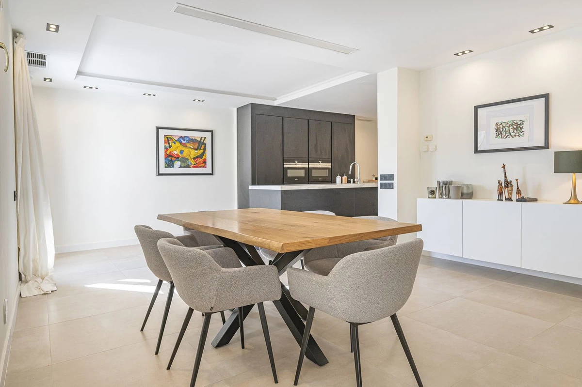 7-aa4cc561180b369757c0bb4af9886cd3