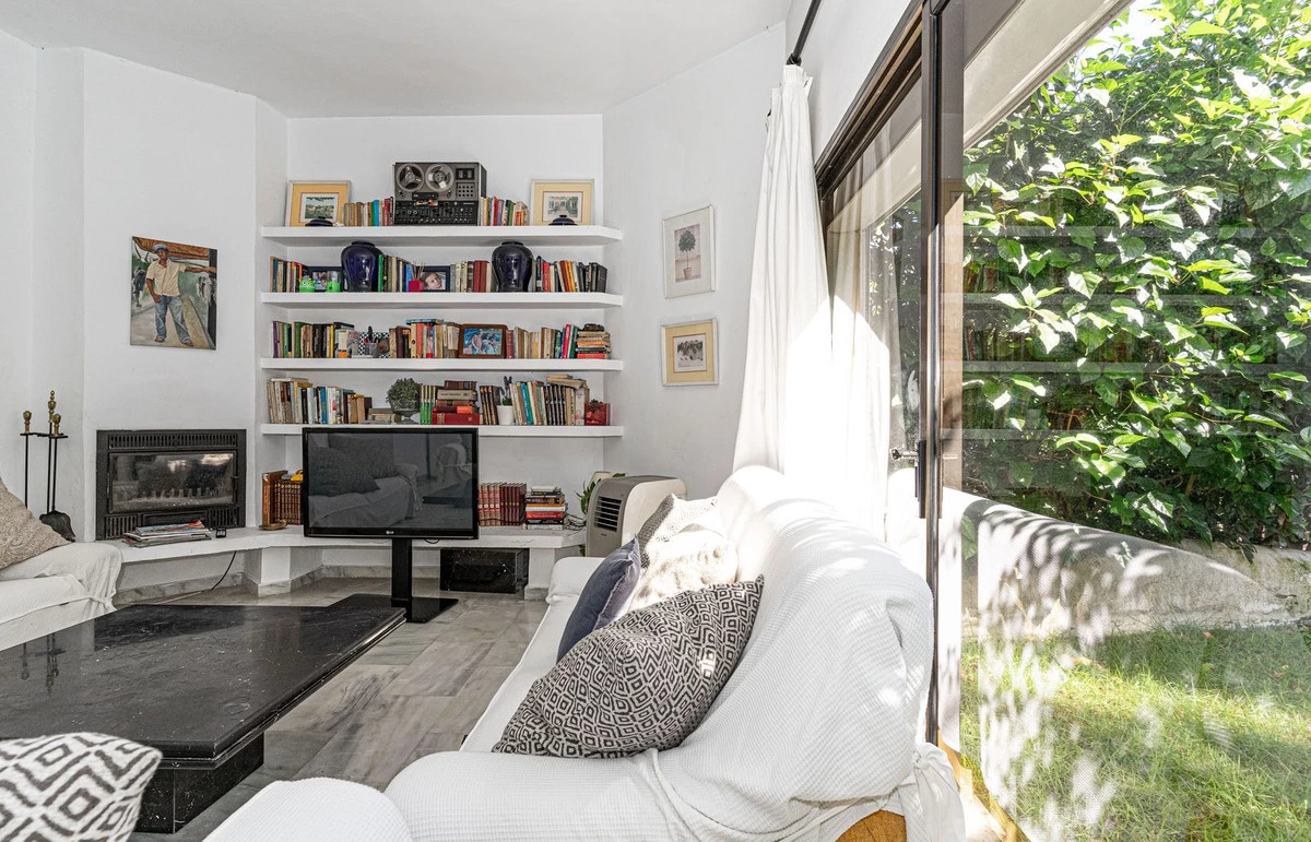 3-e898b2bb2a2fdfd06d2c39894dce8316