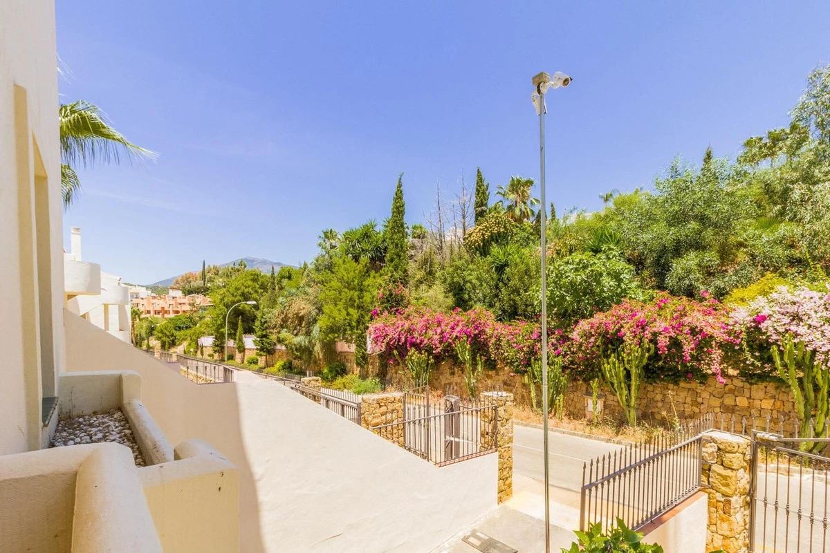 6-241328e1bcc9c0d8ce1222beb6c967a8