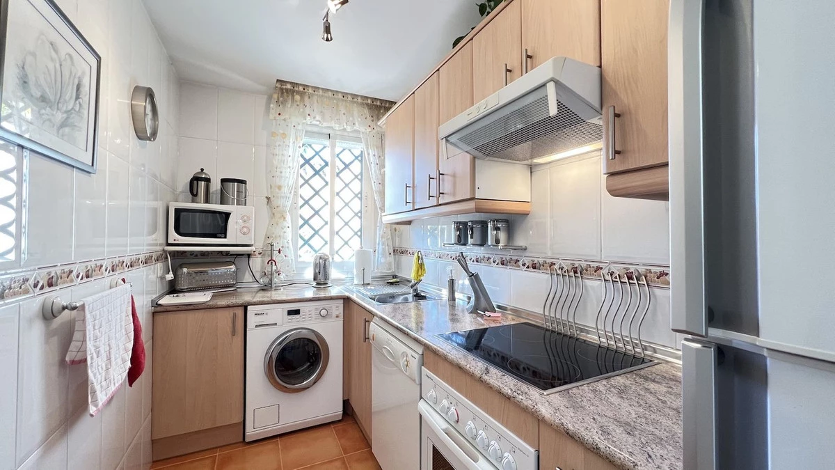 7-aa4cc561180b369757c0bb4af9886cd3