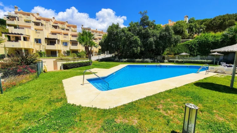 R4119292 | Semi-Detached House in Cabopino – € 399,000 – 3 beds, 2 baths