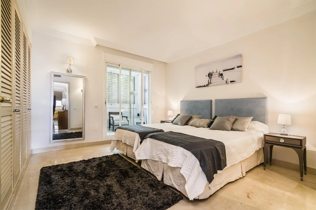 9-467d0cee5b725f3ef65f102a0c2e69c0