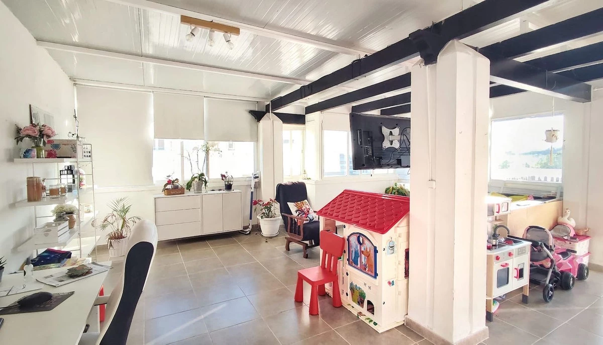 8-e64a9055bba3e77ac8aca3b893cdf826