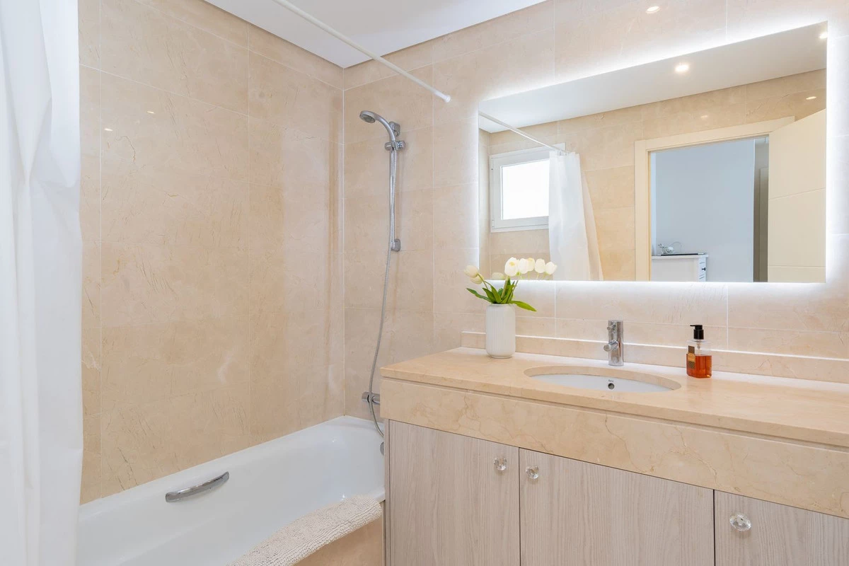 9-467d0cee5b725f3ef65f102a0c2e69c0