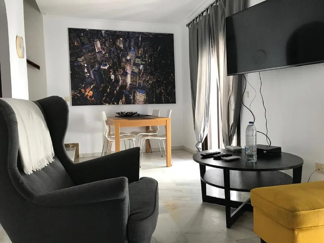 9-467d0cee5b725f3ef65f102a0c2e69c0