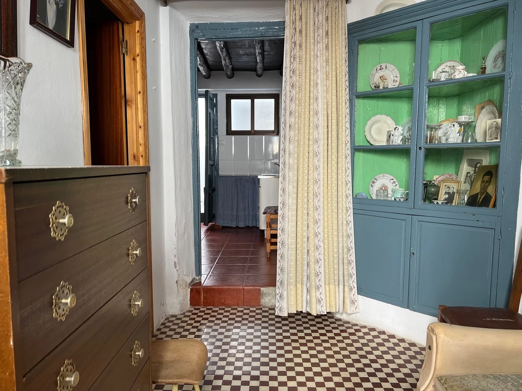 1-7980e48d732b6fc85c14b43b94d2aa54