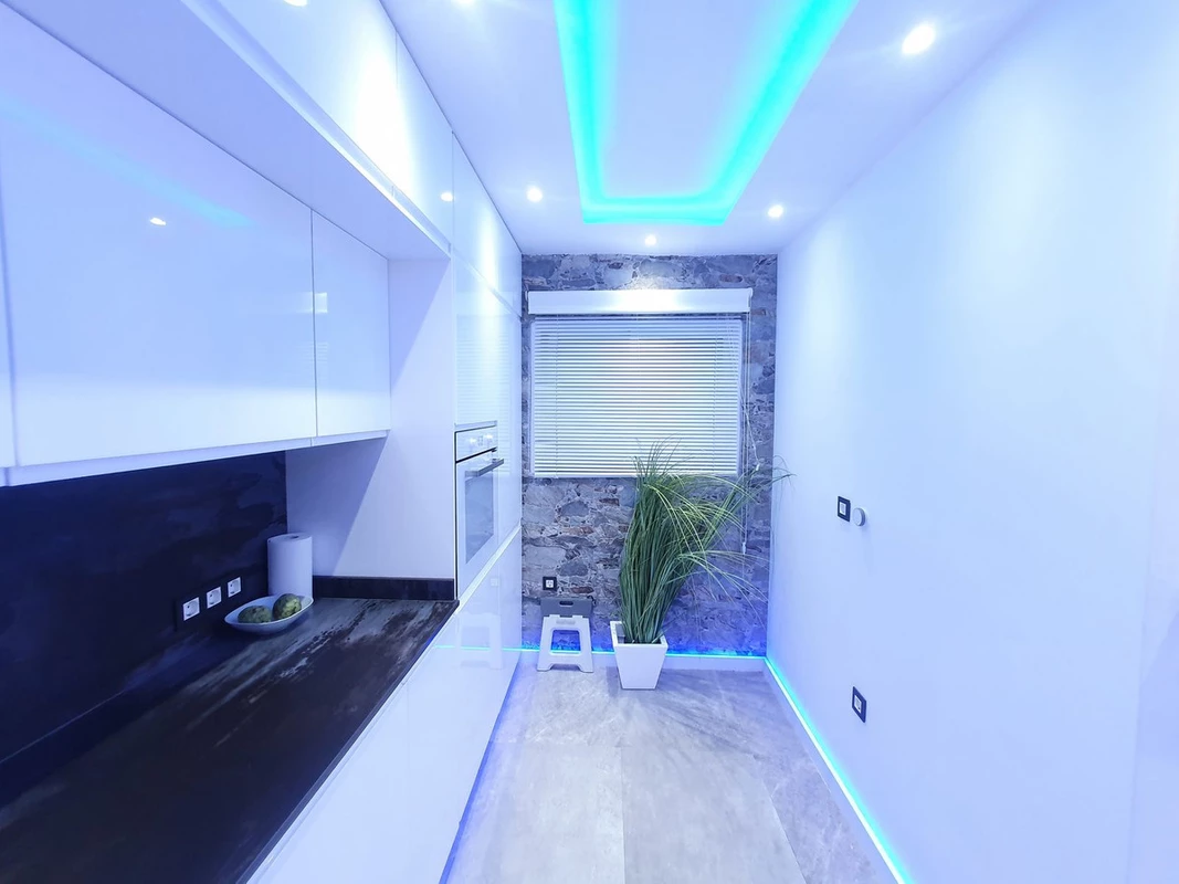 9-467d0cee5b725f3ef65f102a0c2e69c0