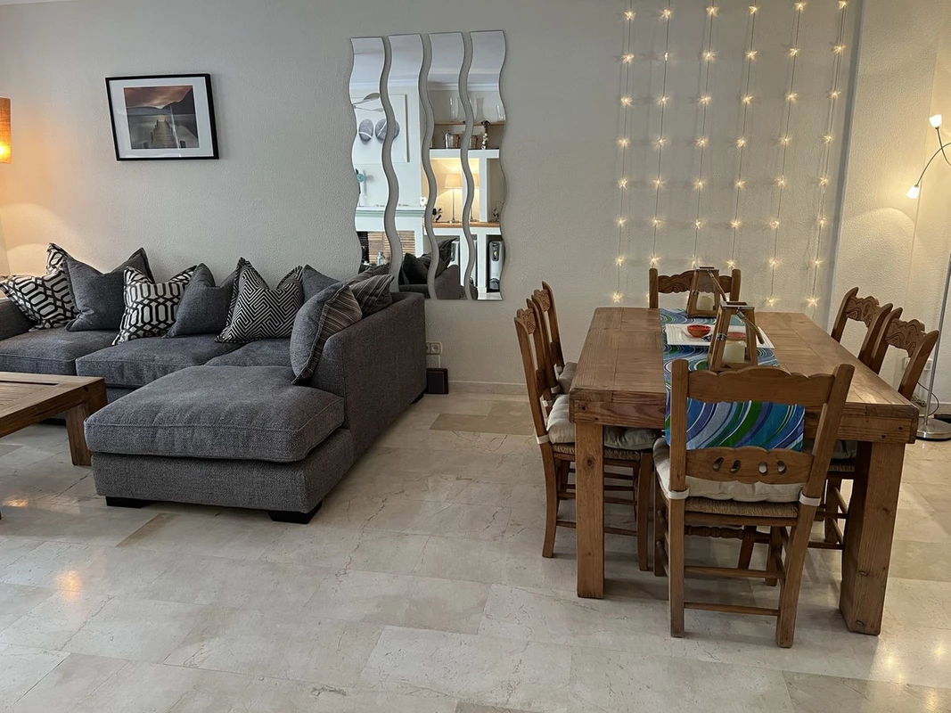 7-aa4cc561180b369757c0bb4af9886cd3