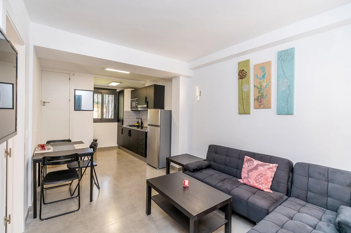 3-e898b2bb2a2fdfd06d2c39894dce8316