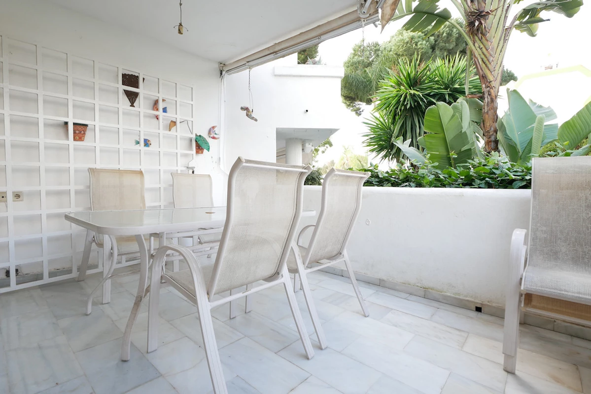 1-7980e48d732b6fc85c14b43b94d2aa54