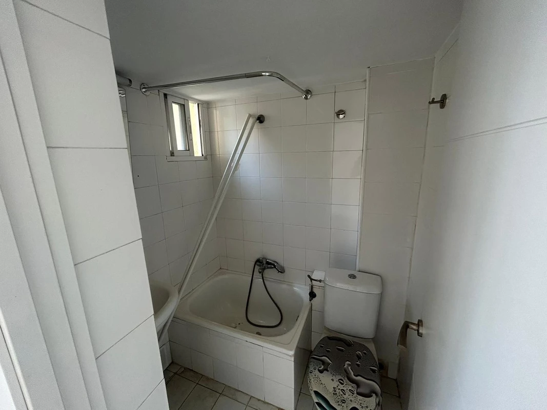 2-5bd7b9d04b45e33852eaf0ec6670150d