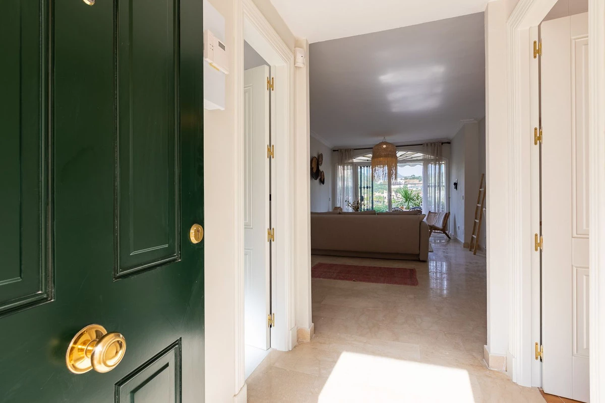 2-5bd7b9d04b45e33852eaf0ec6670150d