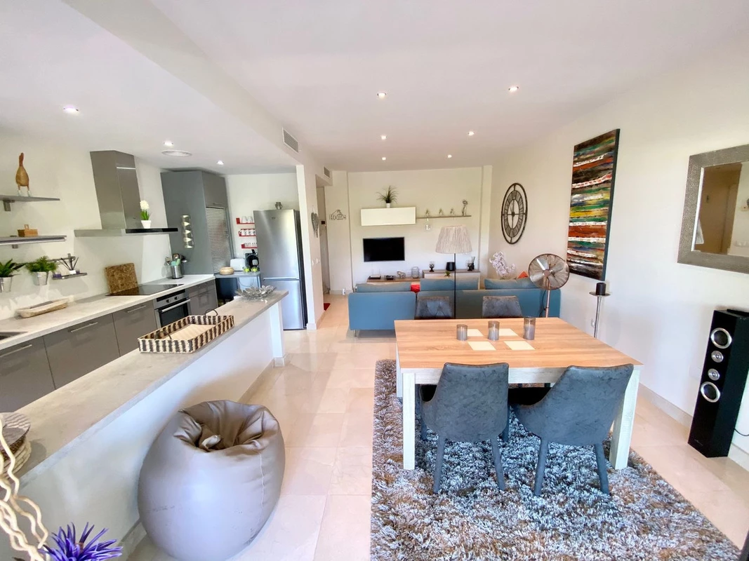 2-5bd7b9d04b45e33852eaf0ec6670150d