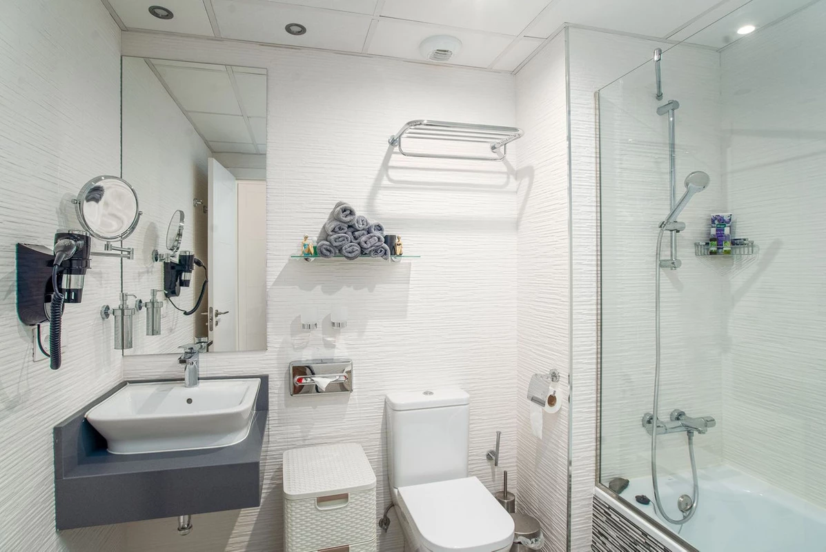 9-467d0cee5b725f3ef65f102a0c2e69c0