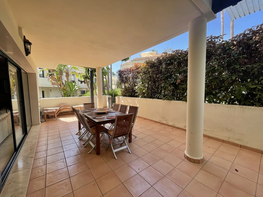 8-e64a9055bba3e77ac8aca3b893cdf826