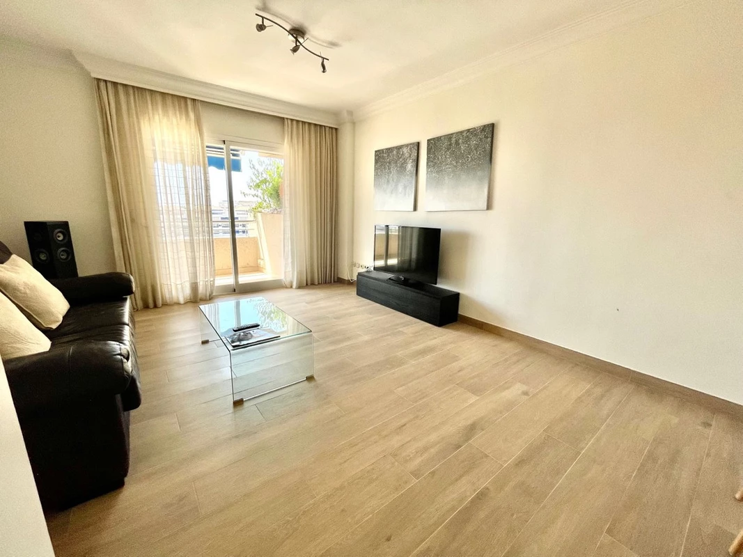 8-e64a9055bba3e77ac8aca3b893cdf826