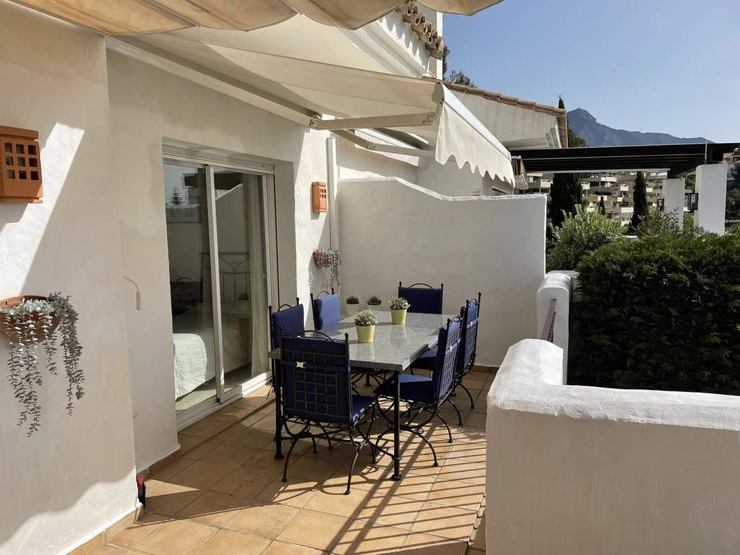 8-e64a9055bba3e77ac8aca3b893cdf826